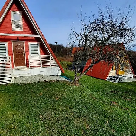 Alpesi faház Kolorowe Wzgorze Zagorze *