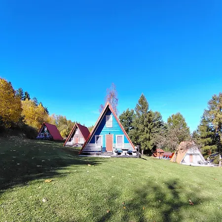 Kolorowe Wzgorze Zagorze شاليه *