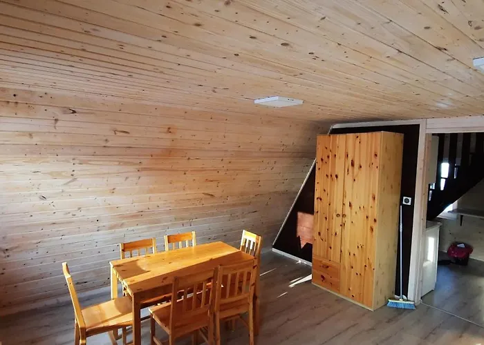 Kolorowe Wzgorze Zagorze Chalet