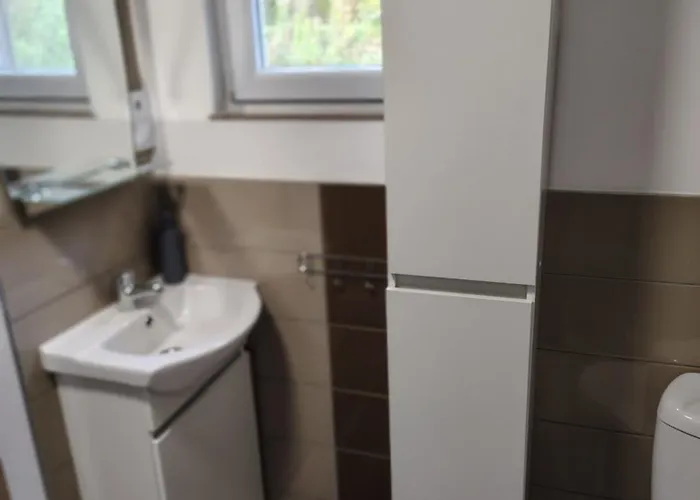 شاليه Kolorowe Wzgorze Zagorze *