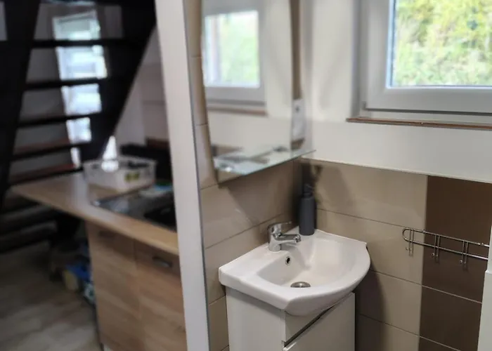 Kolorowe Wzgorze Zagorze شاليه *