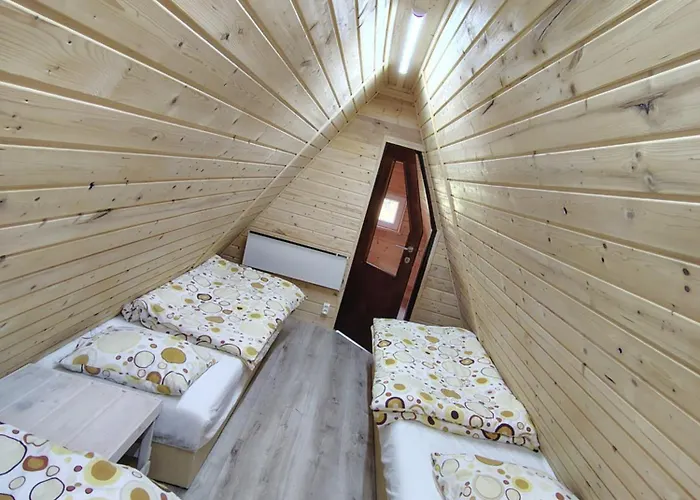 Kolorowe Wzgorze Zagorze Chalet